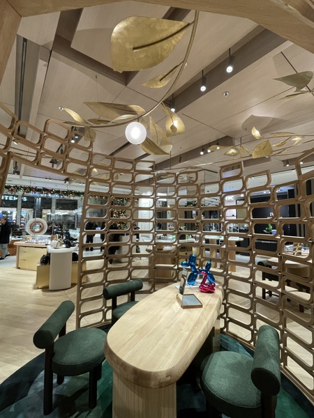 Liane  XXL  Printemps Horlogerie Haussmann 