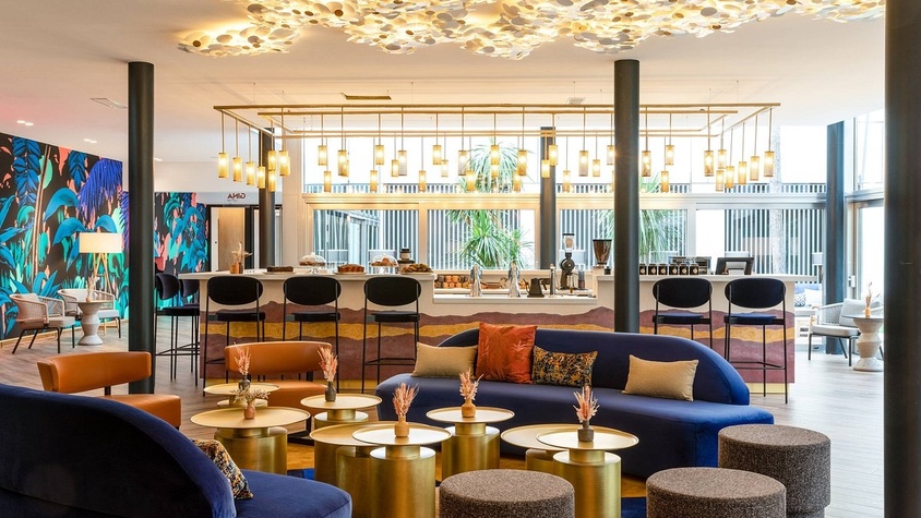 Renaissance Hotel