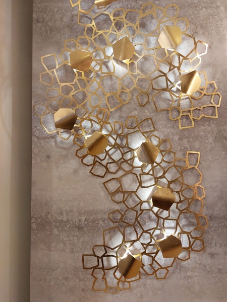 Illuminated Sculpture  Dentelle Melo 