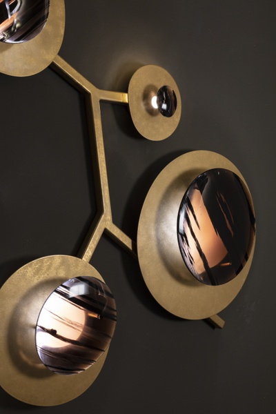 Poppy wall light detail